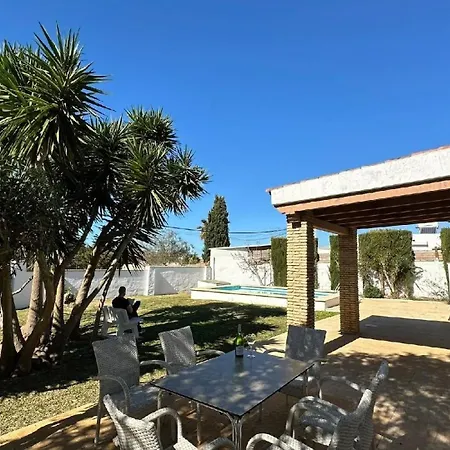 Ferienhaus Fuer 6 Personen In Fuente Del Gallo Conil De La Frontera