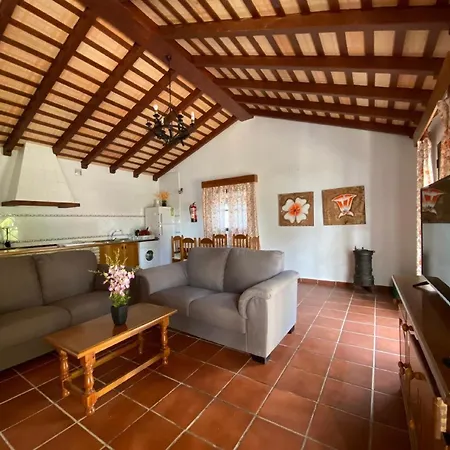 Ferienhaus Fuer 6 Personen In Fuente Del Gallo Conil De La Frontera